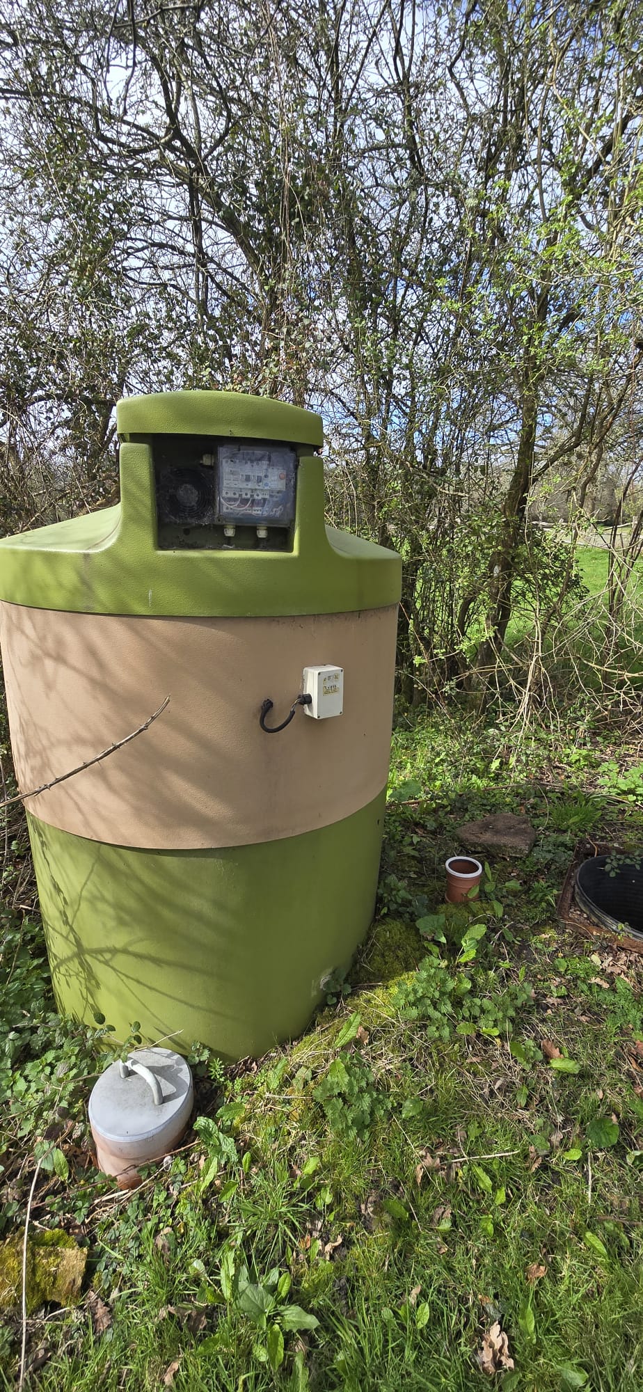 Rural sewage pumping station with control unit